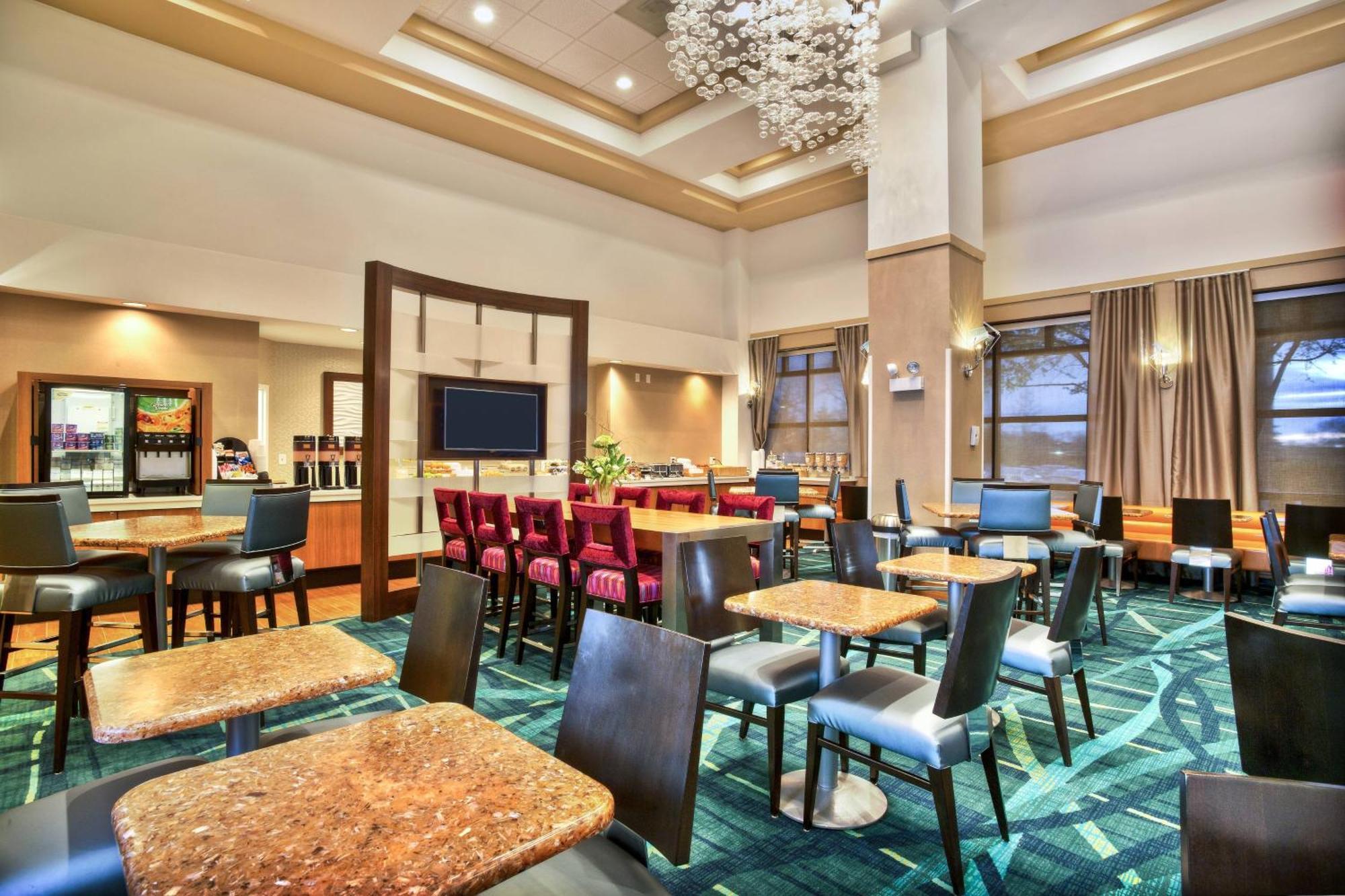 Springhill Suites By Marriott Chicago Elmhurst Oakbrook Area Exterior foto